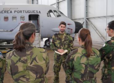 Técnico de Manutenção de Material Aéreo (TMMA)